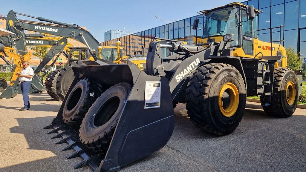 Construction equipment made in China 2. Pavement construction machinery made in China 3. Excavator loader made in China 4. Earthdozer made in China