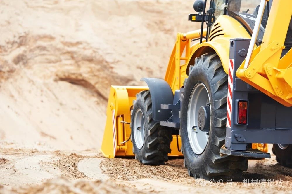1. [Road construction equipment](https://www.sluomtrading.com/category/products/motor-grader/) 2. [forklift](https://www.sluomtrading.com/) 3. [Construction machinery]( https://www.sluomtrading.com/category/products/)